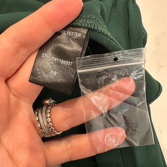 Pomander Place Tuckernuck Hunter Green Carlota Peplum Blouse XS - Picture 10 of 10